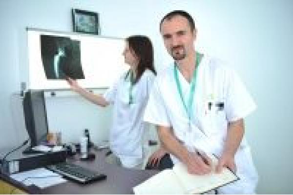 CLINICCO ORTOPEDIE - 07.Medic_consultatii_ortopedie.JPG
