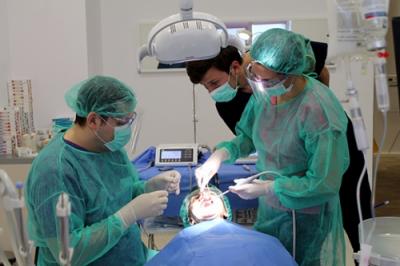 Costurile implanturilor dentare reflecta calitatea acestora