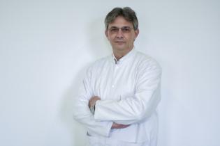 Dr.Adrian Sorescu, Medic specialist dermatologie
