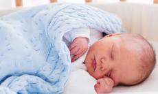 Somnul nou-nascutului: cand este cazul sa te ingrijorezi?
