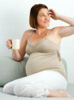 Descoperire alarmanta: Consumul de cafea in timpul sarcinii creste riscul de leucemie la copii