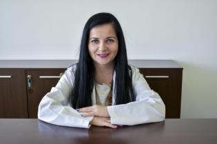 Conf. Univ. Dr. Elena Valentina Ionescu, Medic primar recuperare și reabilitare medicală
