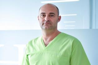Dr.Gabriel Serac, Medic primar chirurgie generală