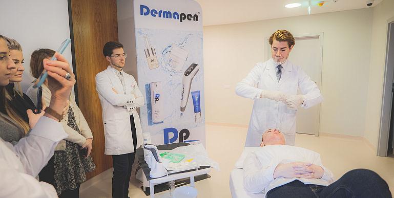 Spitalul MedLife Humanitas a gazduit lansarea, in premiera in Romania, a noii game Dp Dermaceuticals EXO-SKIN, prezentata de Dr. Andrew R. Christie-Schwarz
