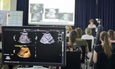 Vrei sa-ti dezvolti aptitudinile in ultrasonografie?