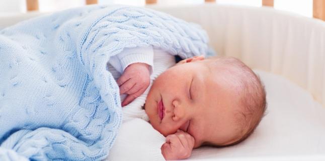 Somnul nou-nascutului: cand este cazul sa te ingrijorezi?