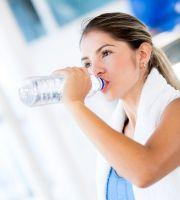 Cele 10 beneficii ale apei pentru sanatate