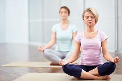 Ce beneficii aduc 10 zile de tacere si 100 de ore de meditatie