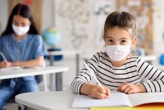 Intoarcerea la scoala sau la gradinita in pandemie - sfaturi pentru familie si pentru copii