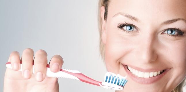 Principalele tehnici ale periajului dentar