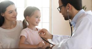 Wheezingul sau respiratia suieratoare la copii: ce trebuie sa stii